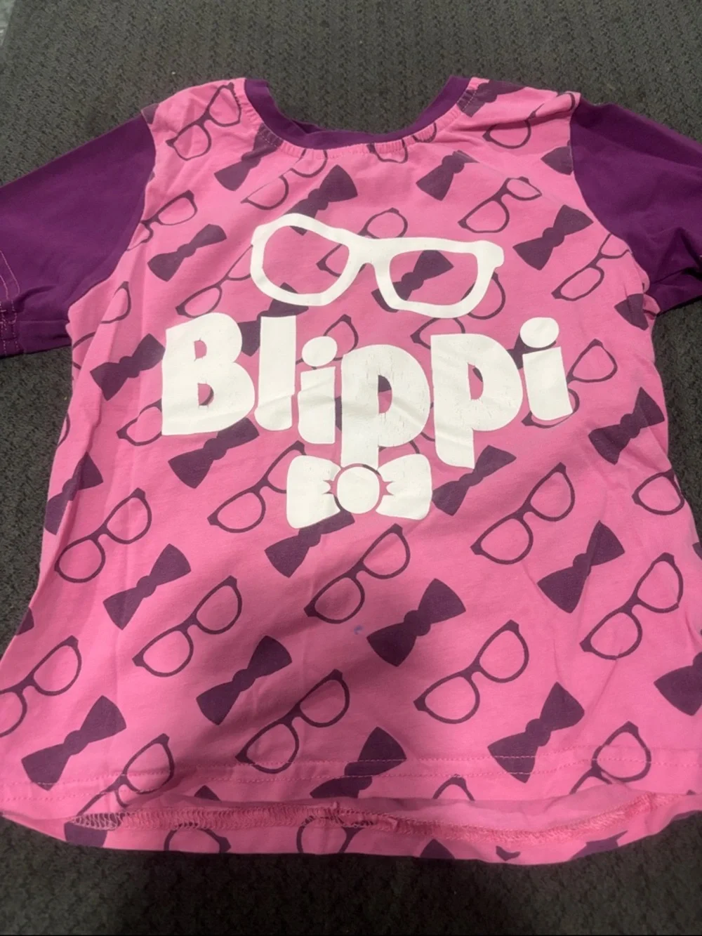 🟢10/$10 - Blippi Pink & Purple Graphic Tee